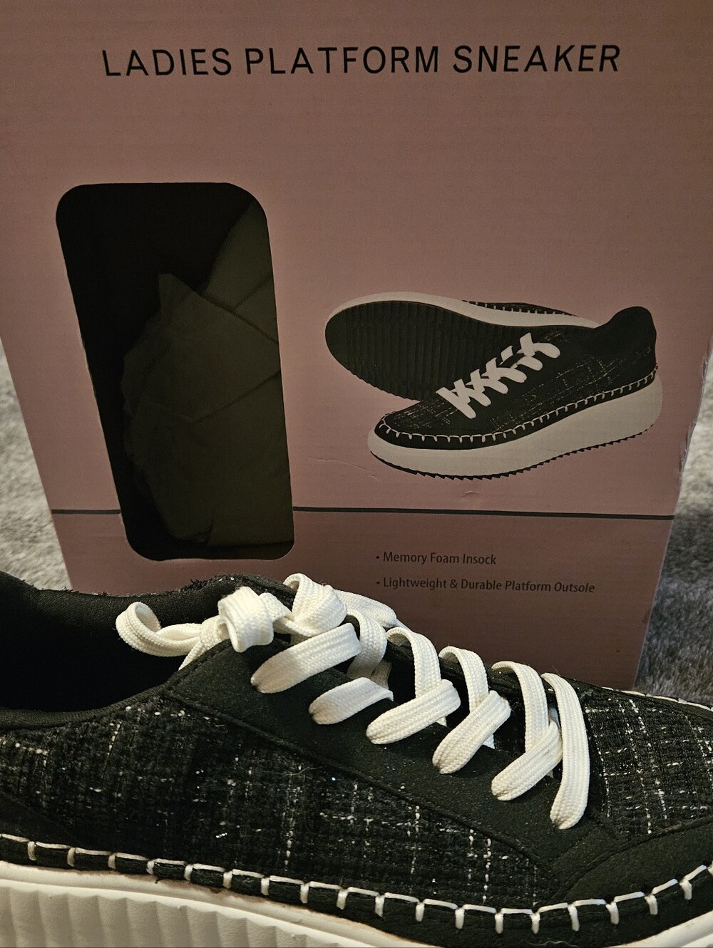 Womens Serra Platform Sneakers/Black & White Crochet Design.Size 10.